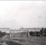 Восстановление немцами железнодорожного моста. 1941 год