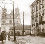 Вид на площадь с ул. Замковой